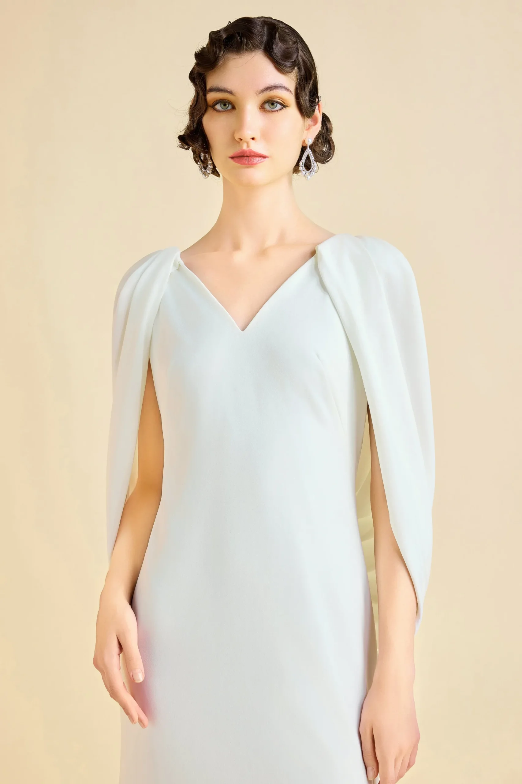 BABEYOND Formal Dresses | Evening Dresses<Elegant Low Back Couture Draped Cape Evening Gown