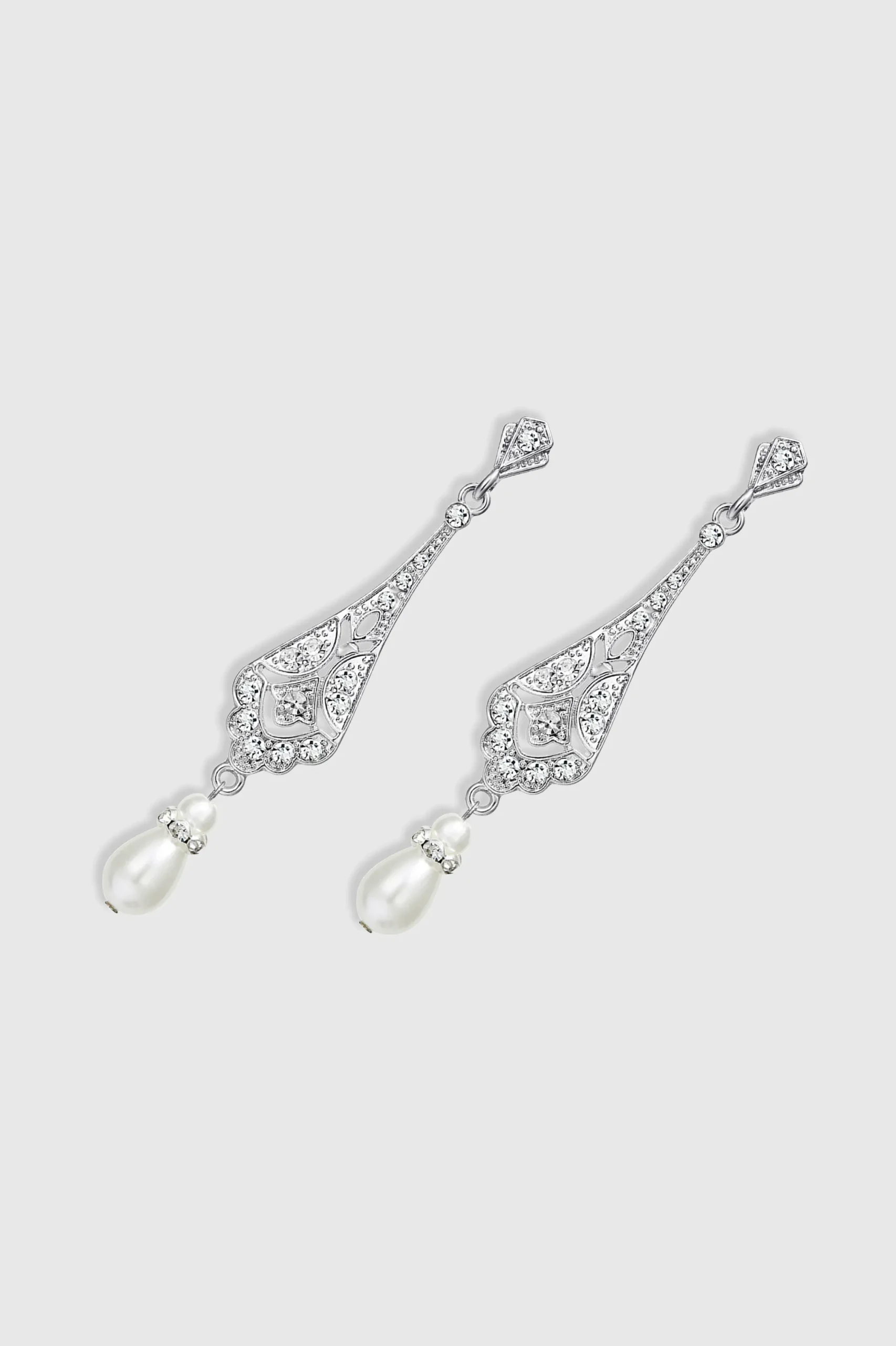 BABEYOND Earrings | Vintage<Stunning Vintage Crystal Studded Earrings